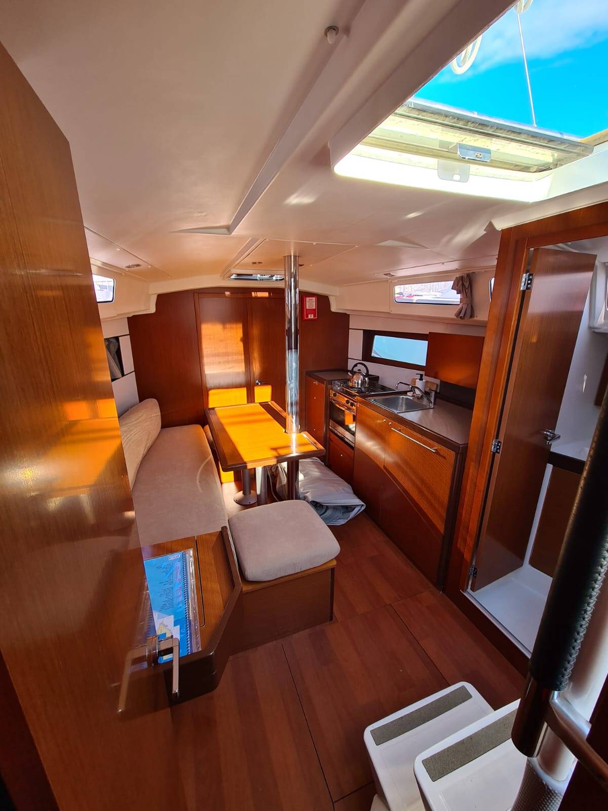 Oceanis 35.1 LAMPUGA