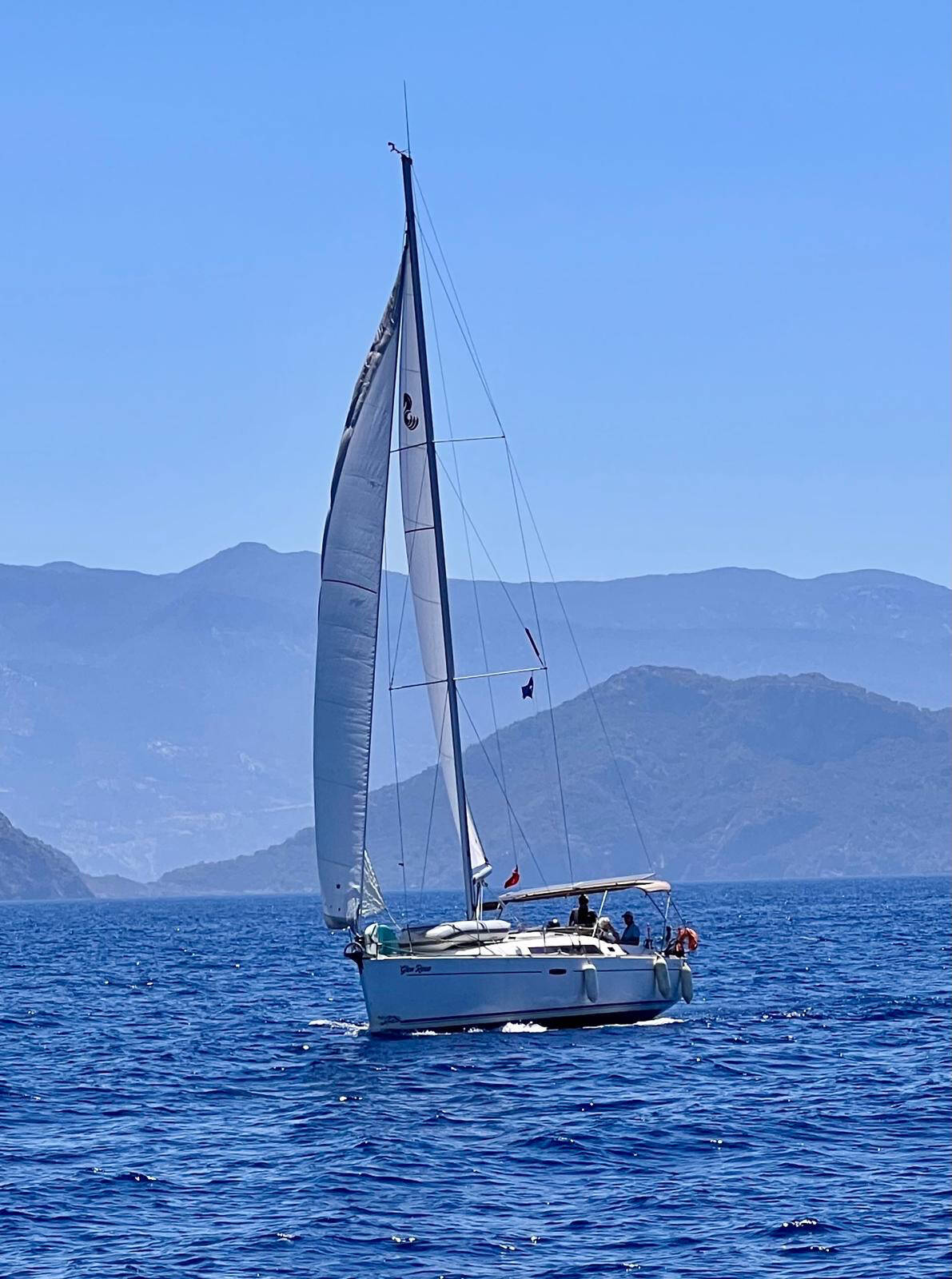 Oceanis 37 Glen Rosa