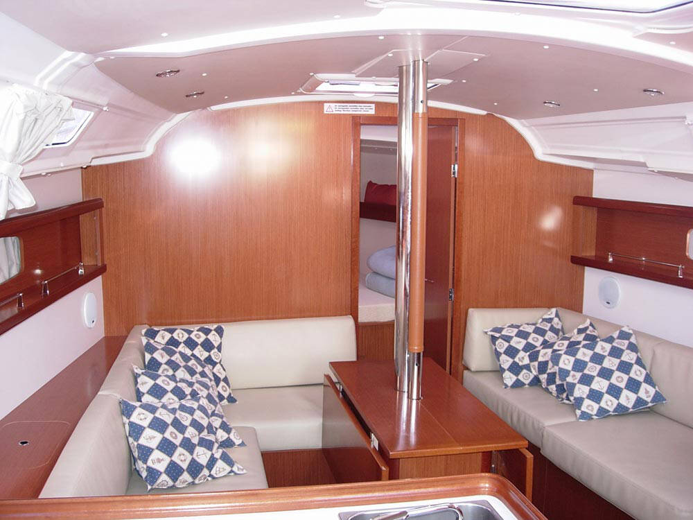 Oceanis 37 Tristaina