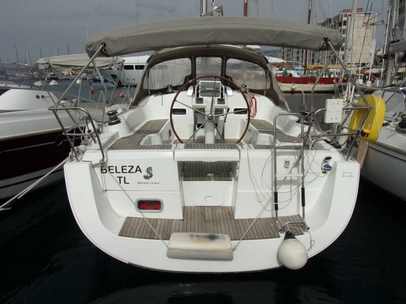 Oceanis 37 Beleza