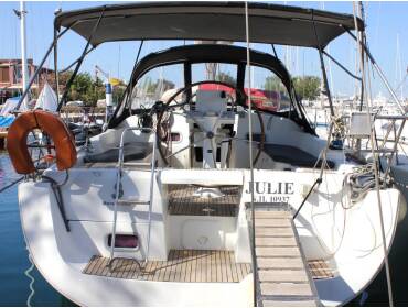 Oceanis 37 • Julie