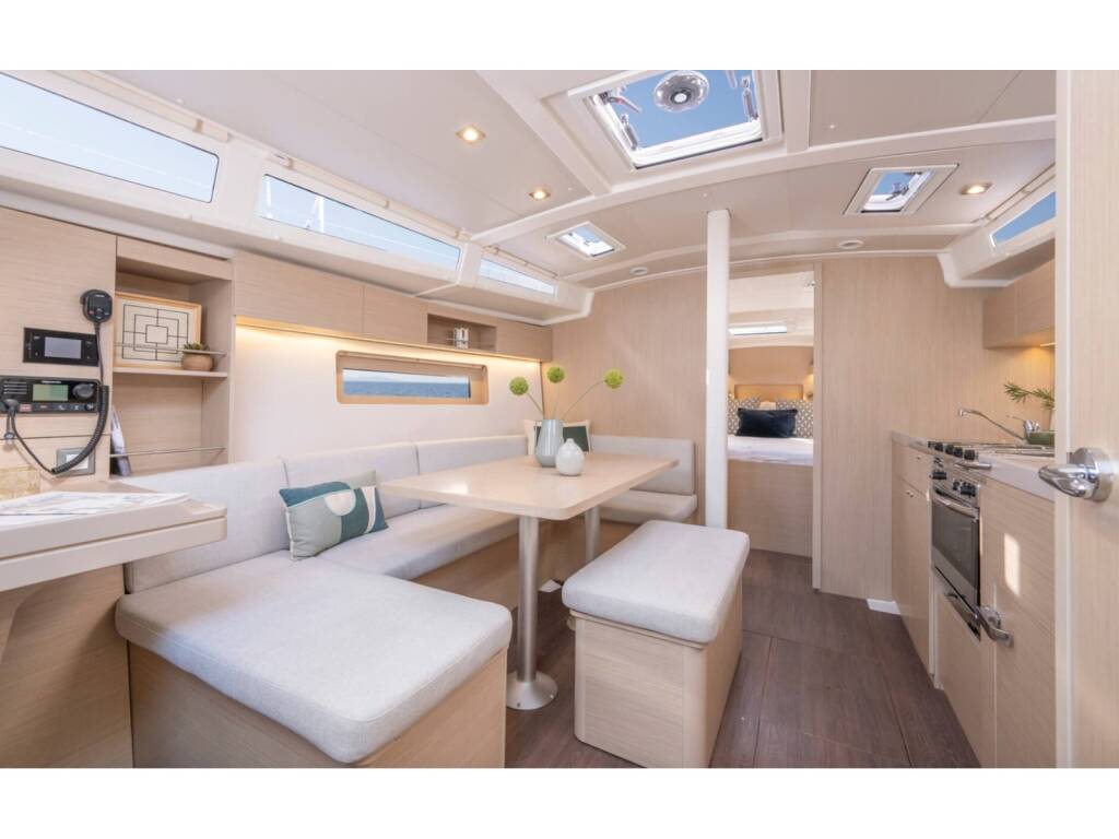Oceanis 37.1  Scilla - Comfort line