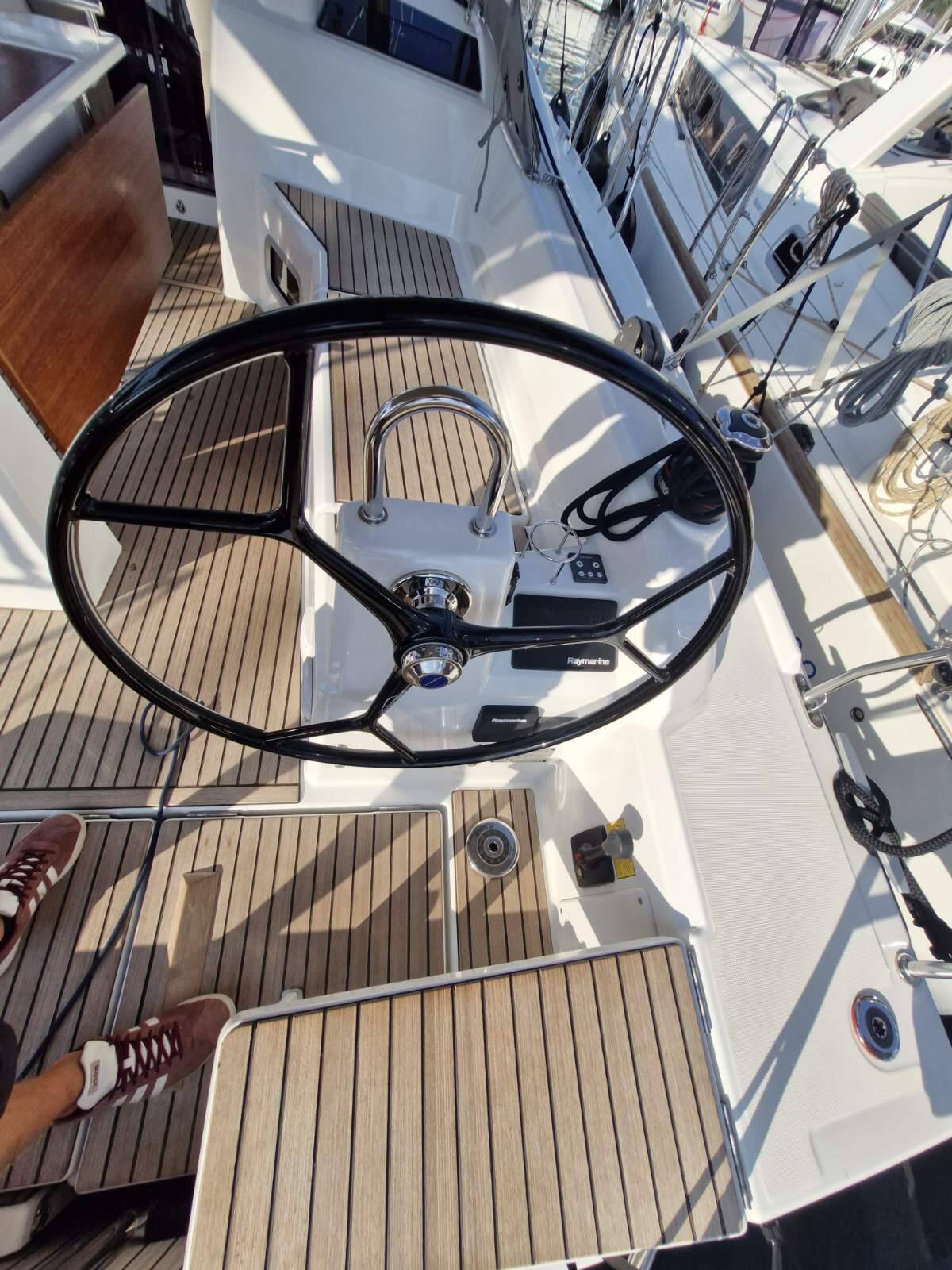 Oceanis 37.1 Agios