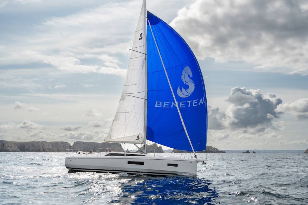 Oceanis 37.1 Vega