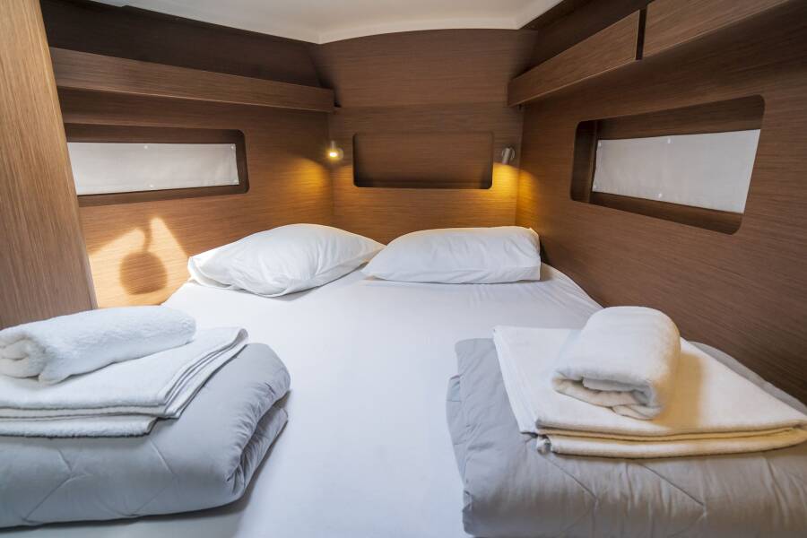 Oceanis 37.1 First Dream