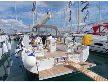 Oceanis 37.1 BREEZE