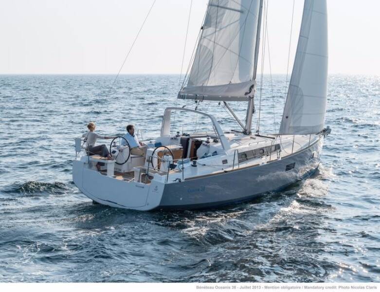 Oceanis 38 KIRIAKI