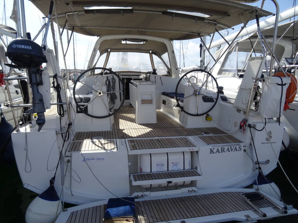 Oceanis 38 Karavas