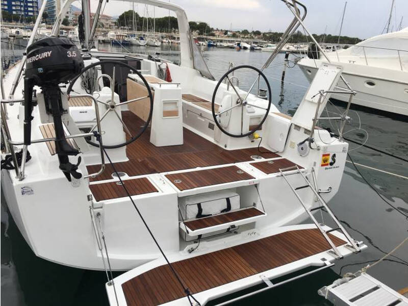 Oceanis 38 Lisis