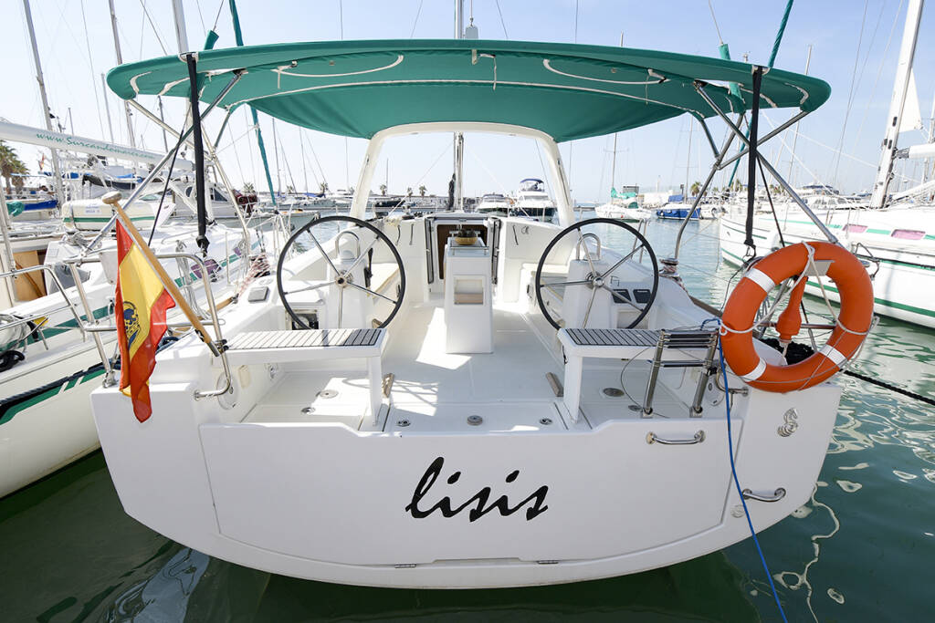 Oceanis 38 Lisis