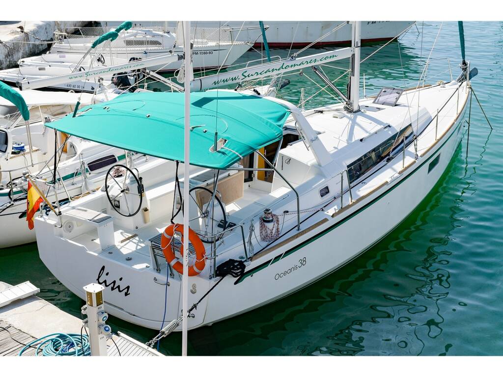 Oceanis 38 Lisis