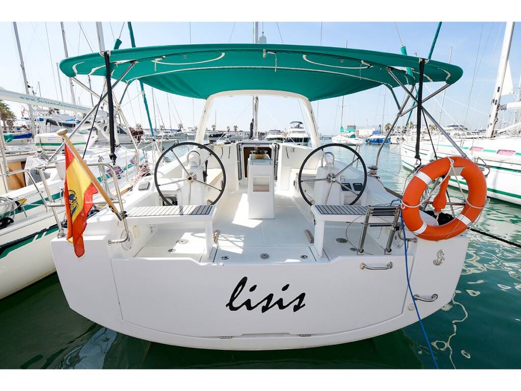 Oceanis 38 Lisis