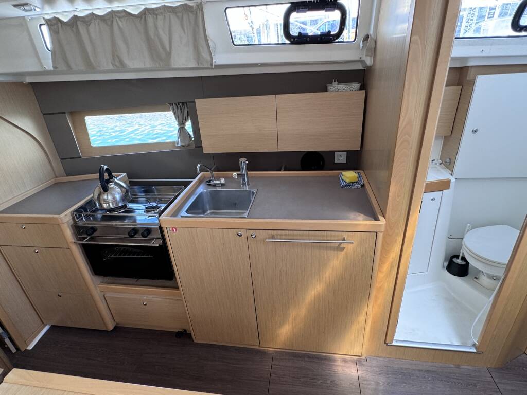 Oceanis 38 Felina