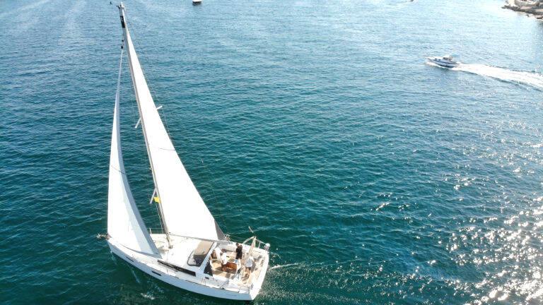 Oceanis 38 Olli