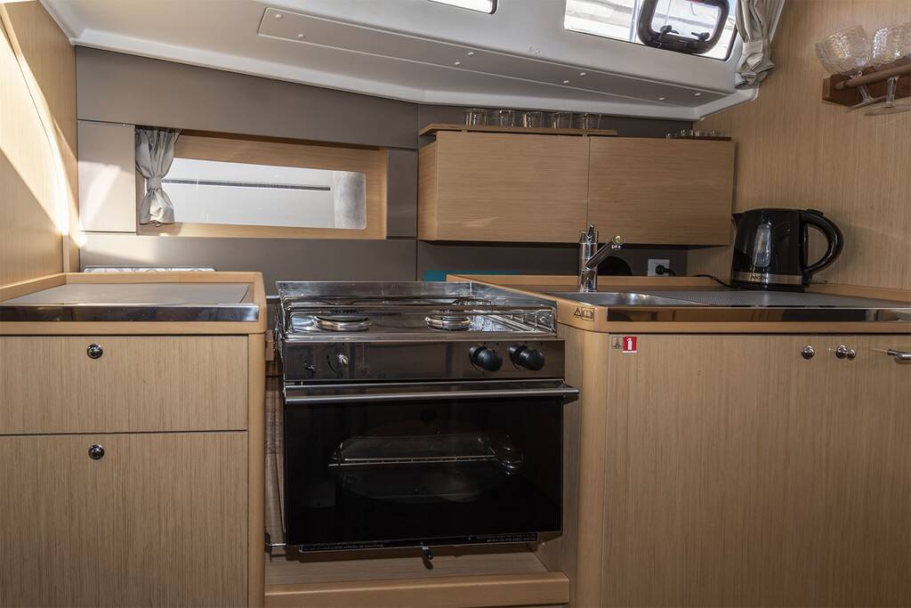 Oceanis 38 MOIN