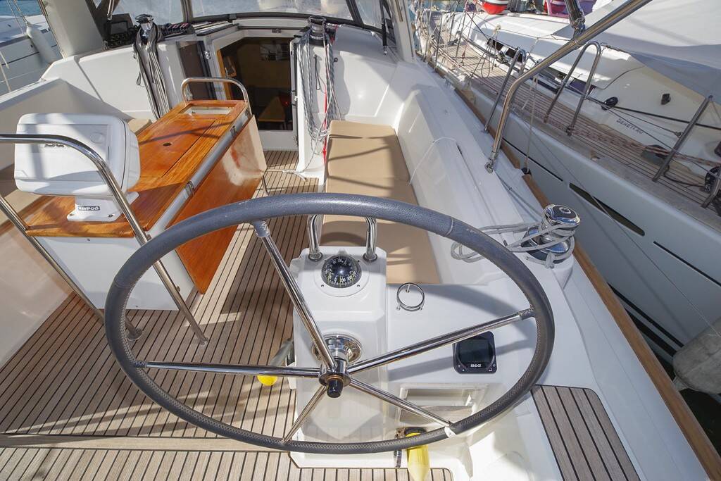 Oceanis 38 MOIN