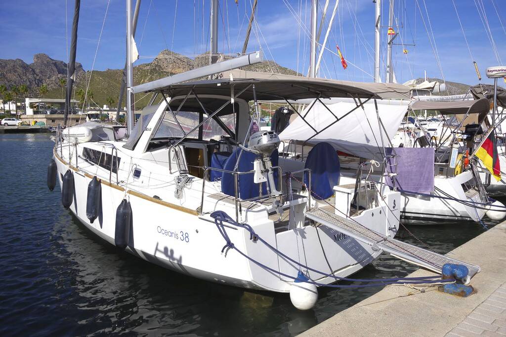 Oceanis 38 MOIN