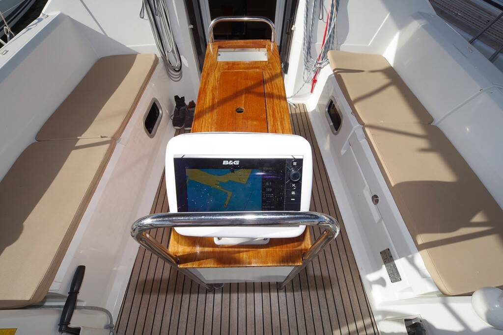 Oceanis 38 MOIN
