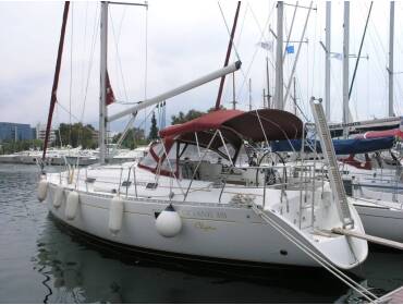 Oceanis 381 Clipper • Ouranos