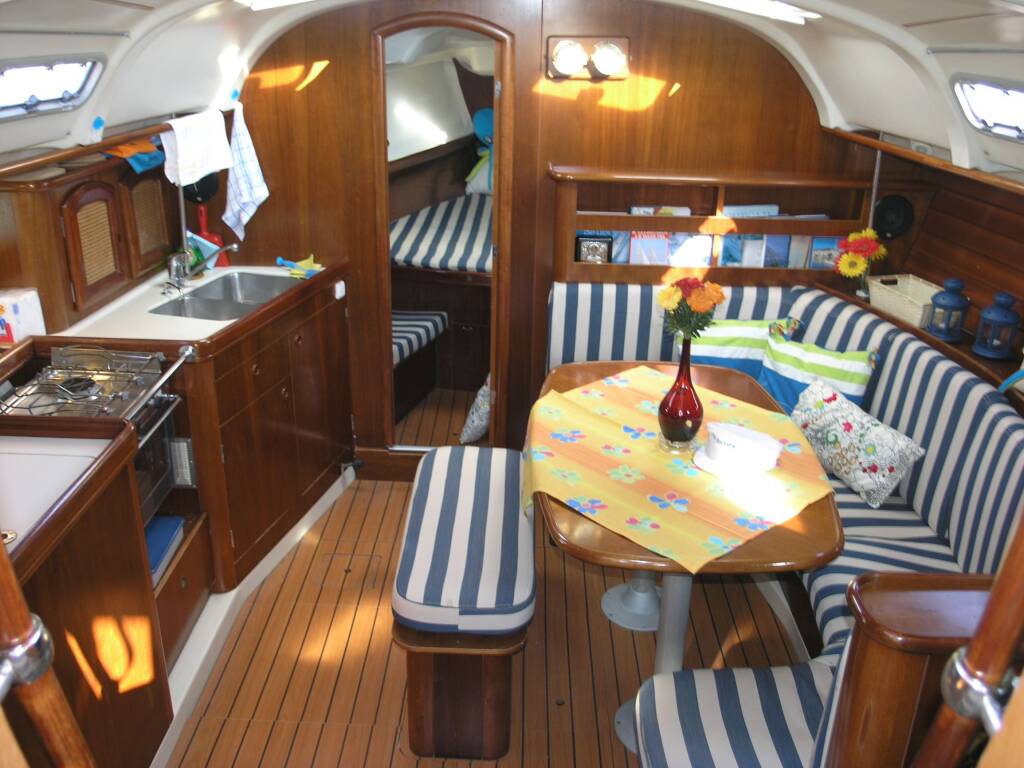 Oceanis 381 Clipper Ouranos