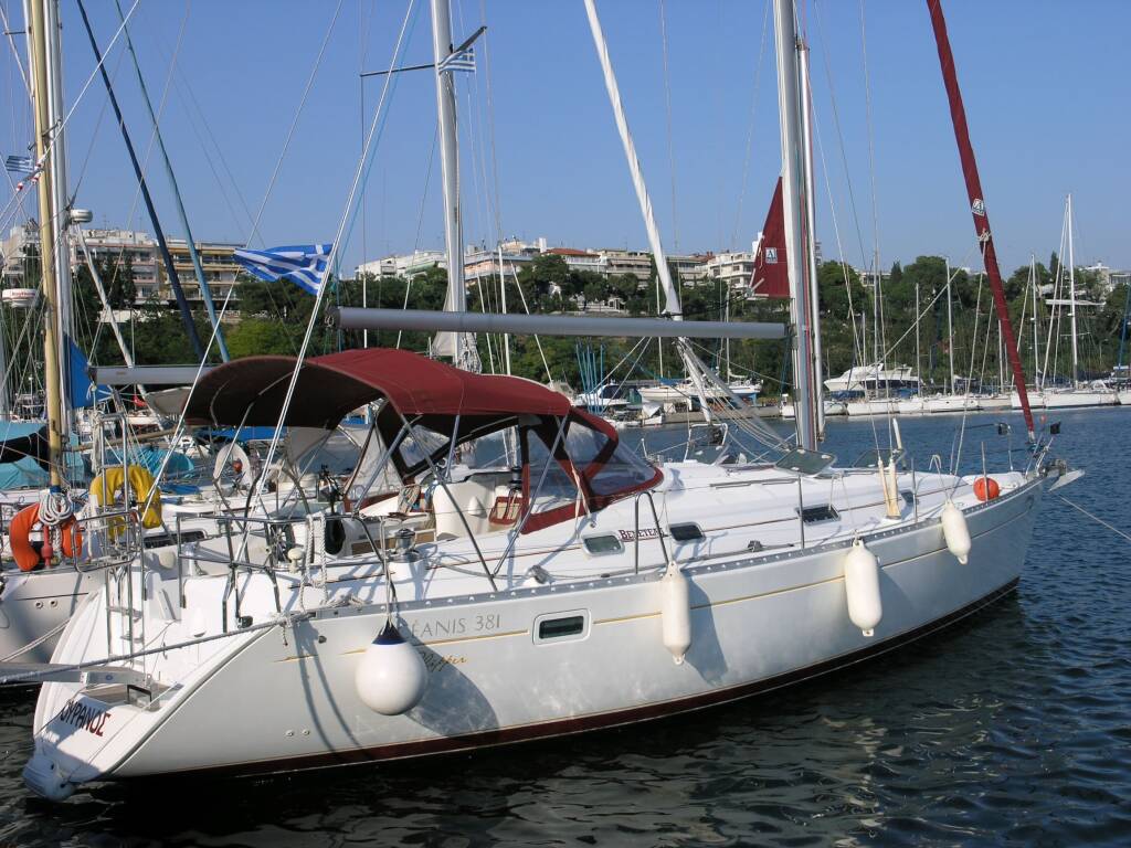 Oceanis 381 Clipper Ouranos
