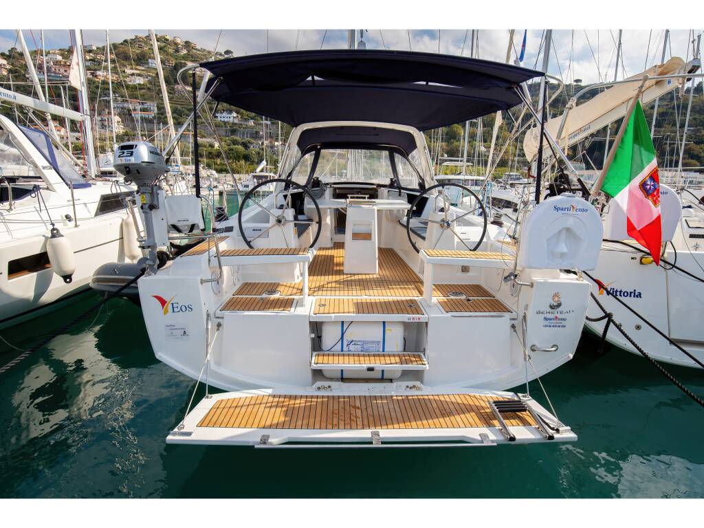 Oceanis 38.1 Eos - Comfort line