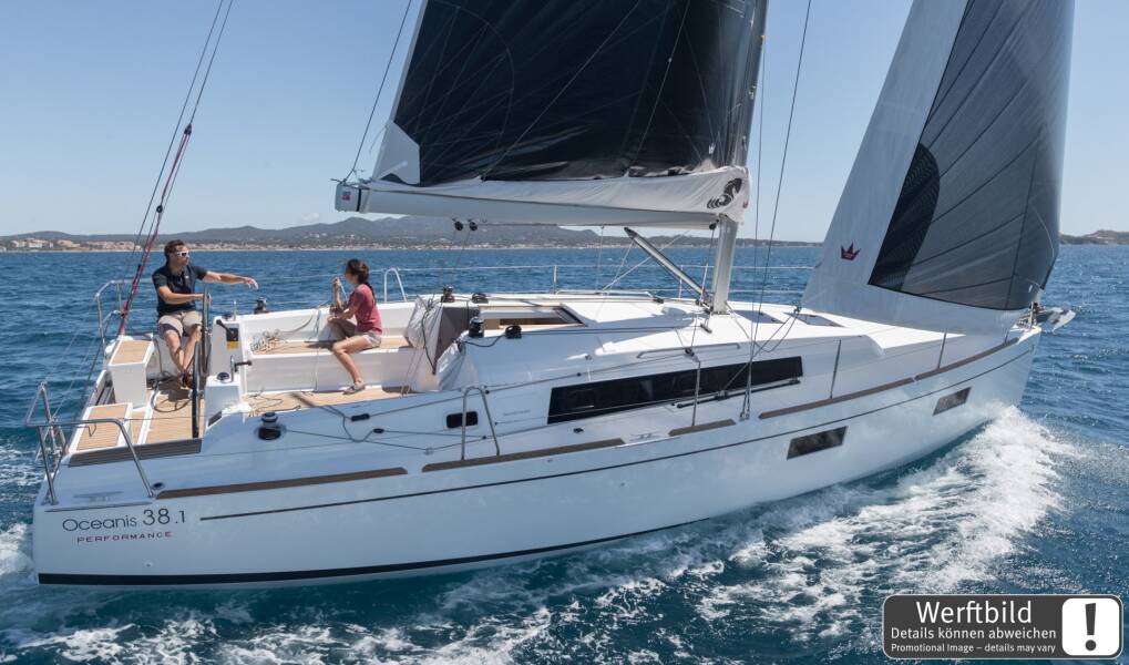 Oceanis 38.1 • Flip