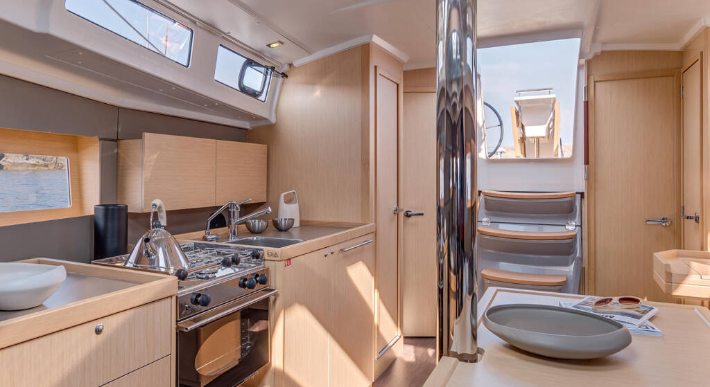 Oceanis 38.1 