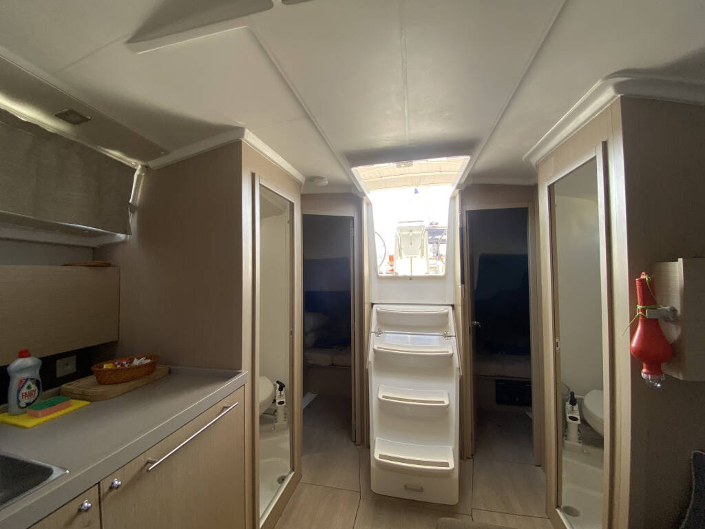 Oceanis 38.1 Helena