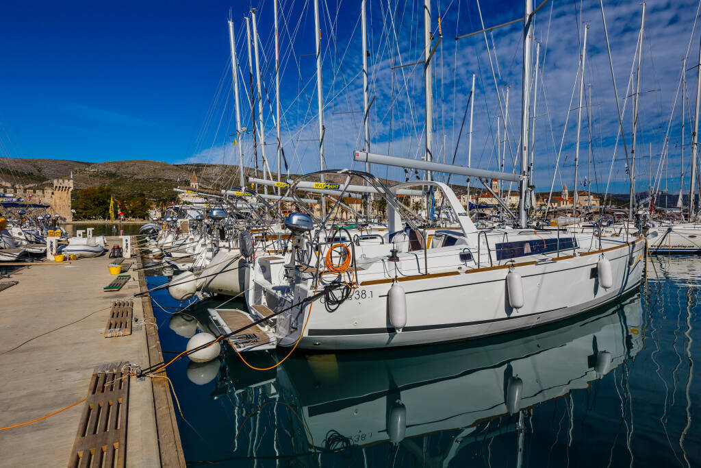 Oceanis 38.1 Pleasure