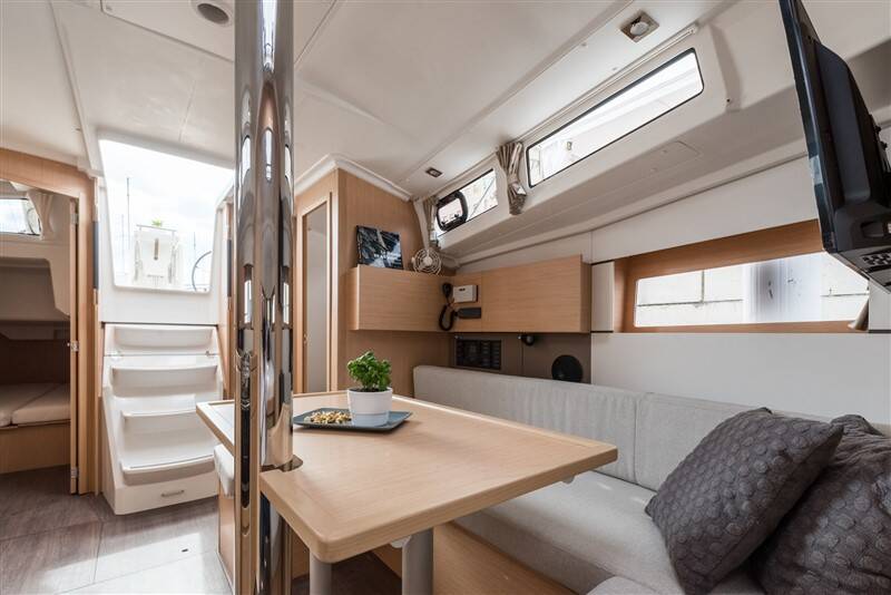 Oceanis 38.1 MAJANO