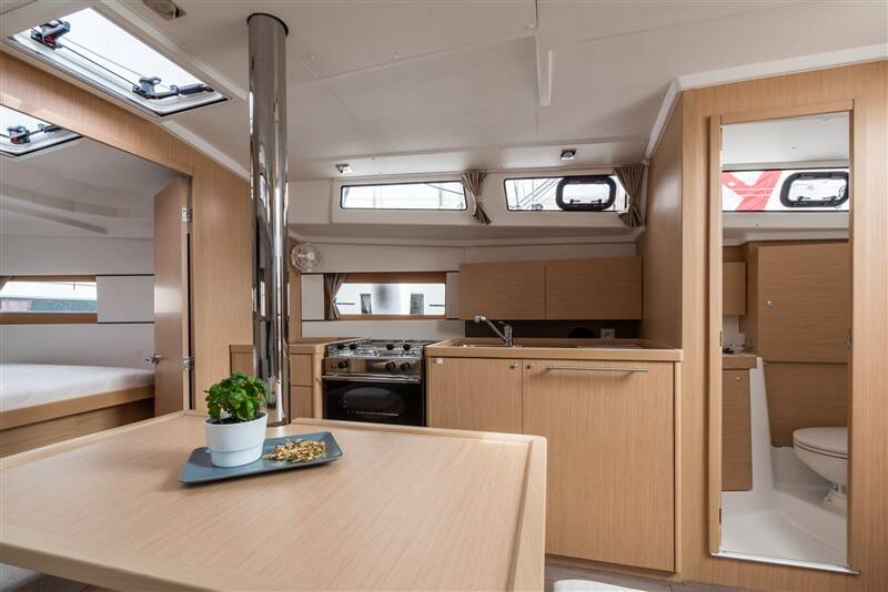Oceanis 38.1 CVITA