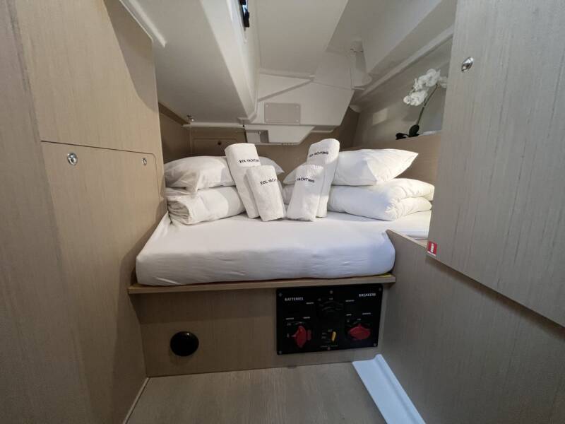 Oceanis 38.1 Jana