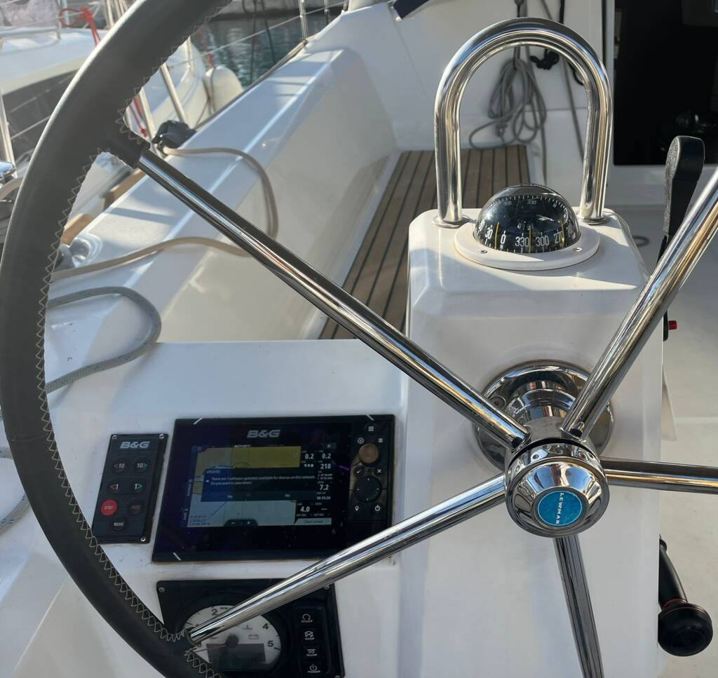Oceanis 38.1 SAILOR MERCURY