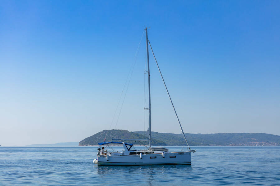 Oceanis 38.1 Anima Maris III