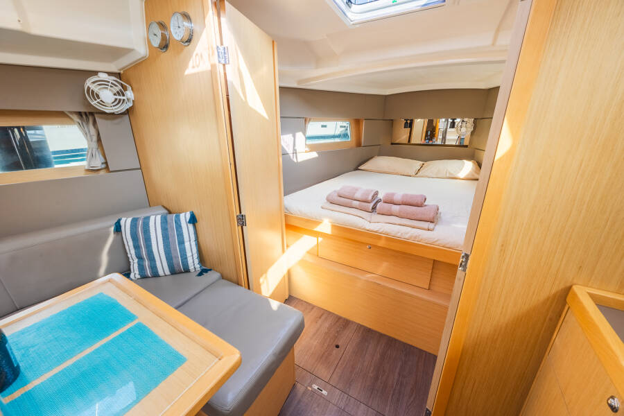 Oceanis 38.1 Elisa