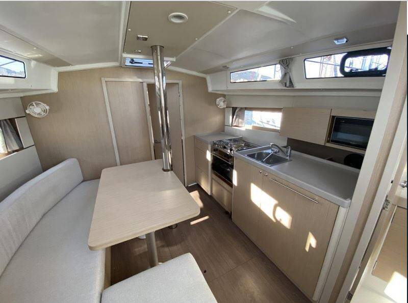 Oceanis 38.1 Maximus
