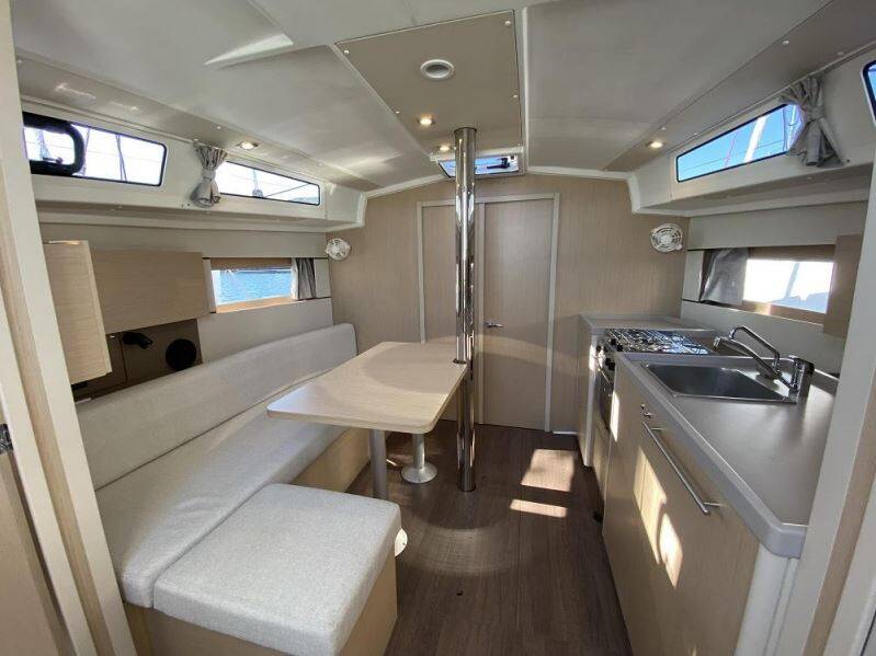Oceanis 38.1 Maximus