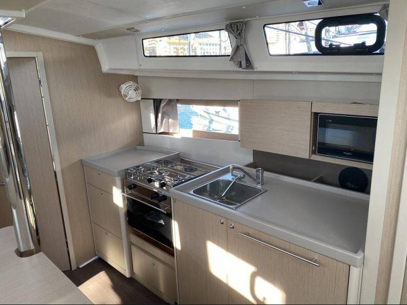 Oceanis 38.1 Maximus
