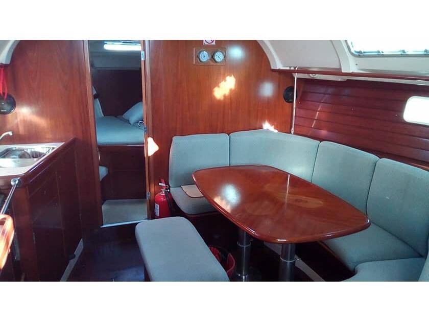 Oceanis 381 Albatross