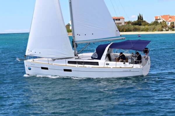 Oceanis 38.1 Elsa