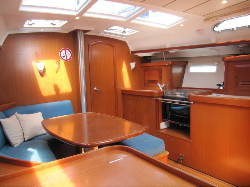 Oceanis 393 Clipper Mare