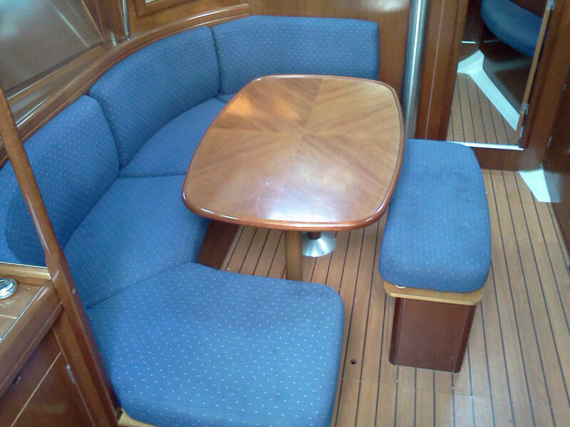 Oceanis 393 Clipper Hinitsa