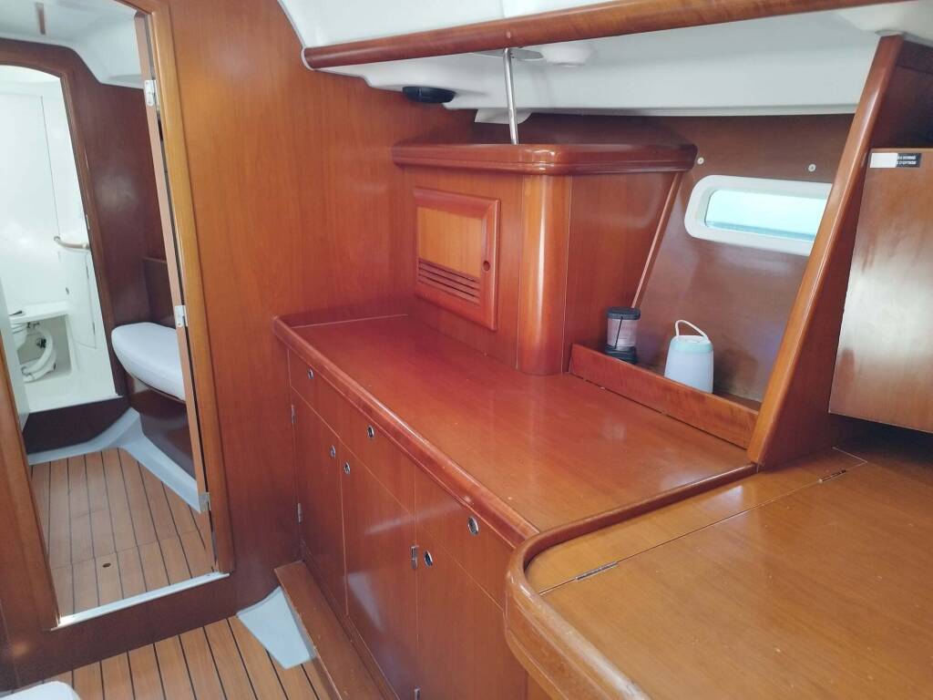 Oceanis 393 Clipper ATHINA Sails