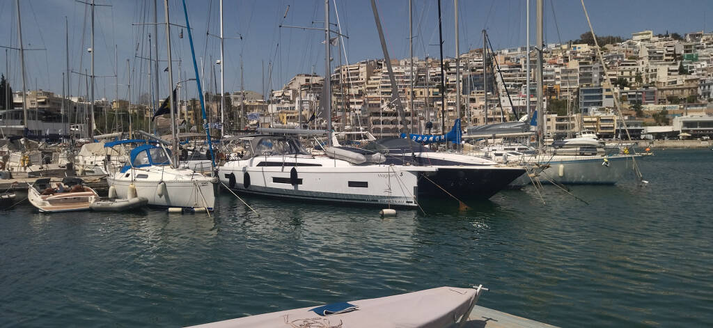 Oceanis 40.1  MAGNUM (Premium Specs: air condition, Electric WC, Inverter, Underwater lights)