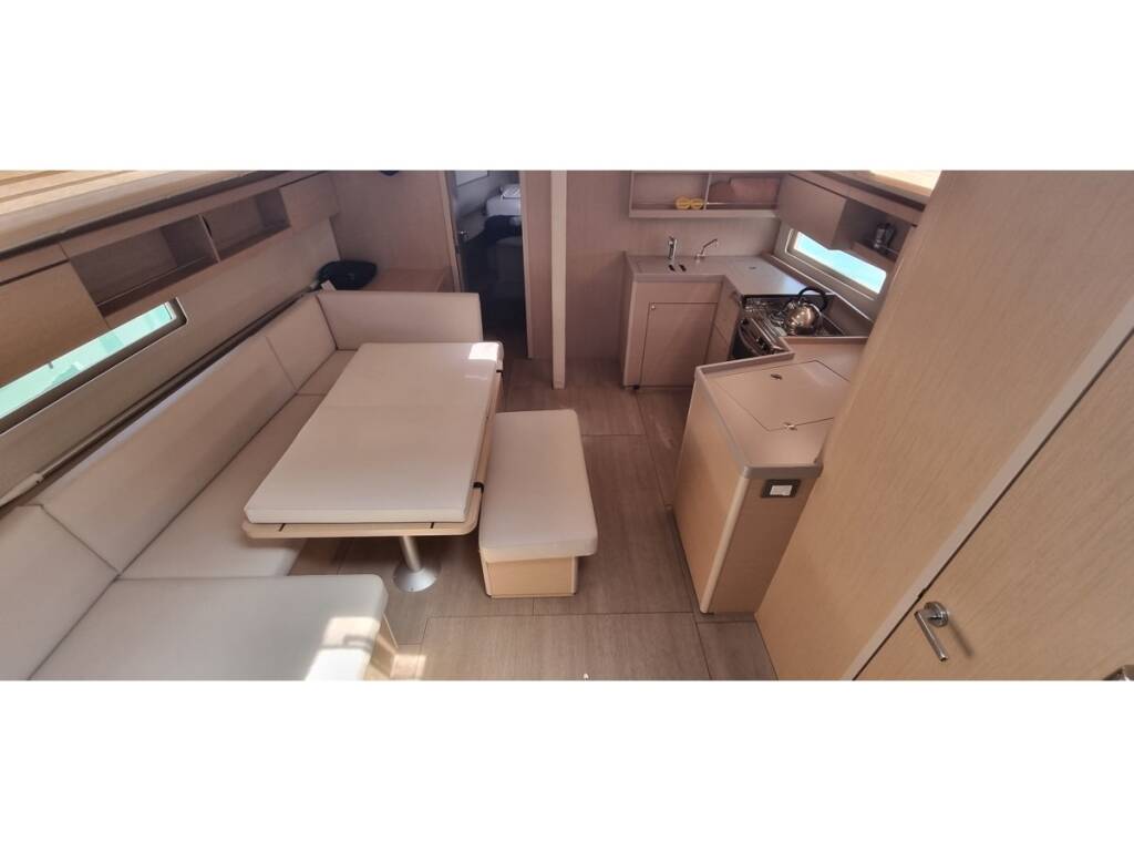 Oceanis 40.1  Leo