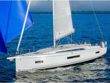 Oceanis 40.1 Vienna Nano | Solar Panel, Inverter, Bow Thruster