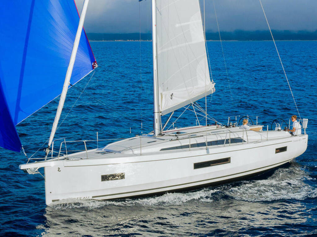 Oceanis 40.1 Vienna Nano | Solar Panel, Inverter, Bow Thruster