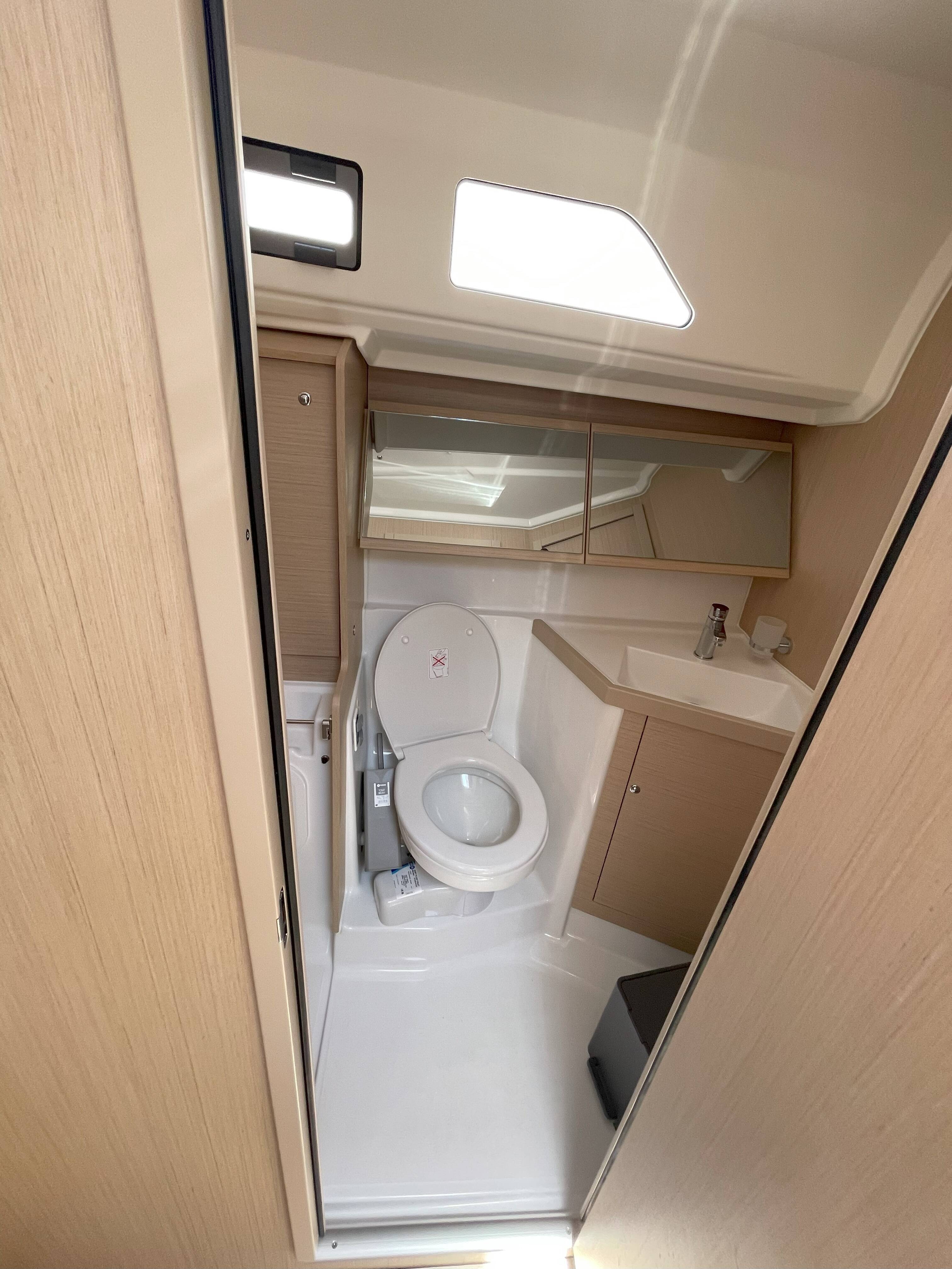 Oceanis 40.1 Neda