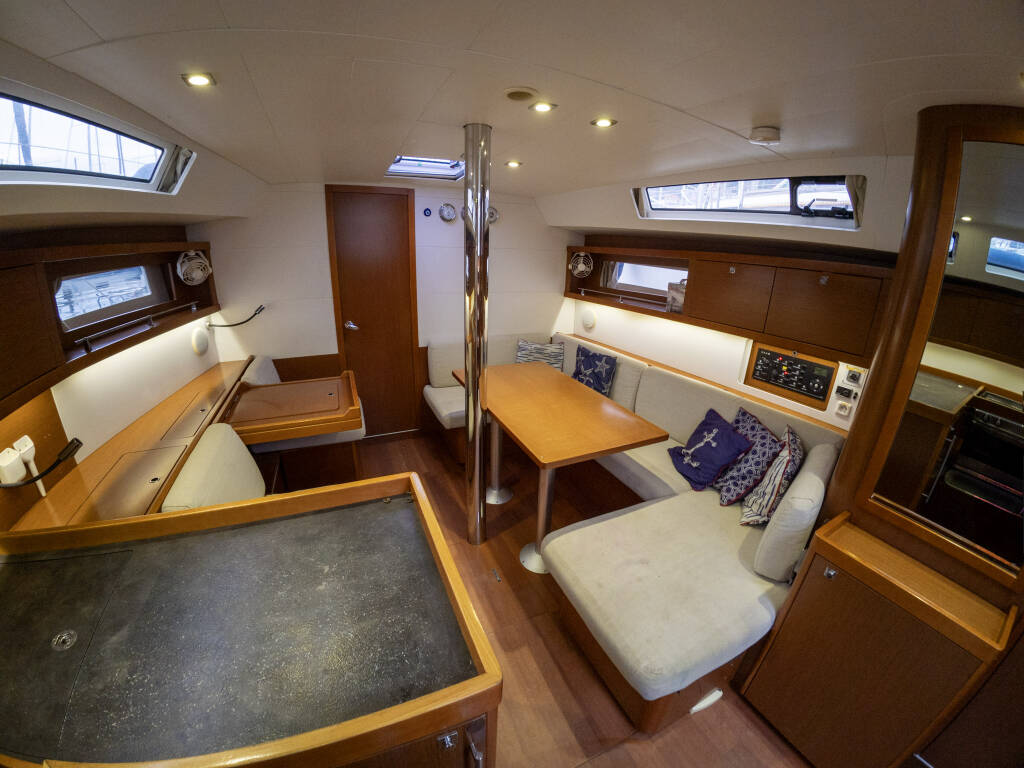 Oceanis 41 Tina